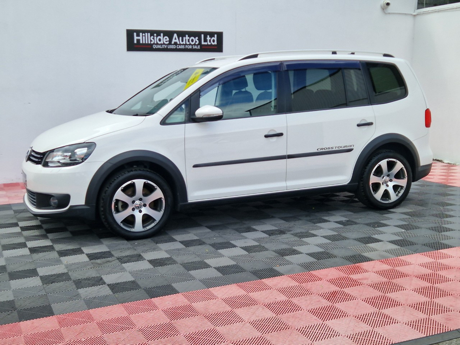 2012 Volkswagen Touran 1.4L Petrol For Sale Images