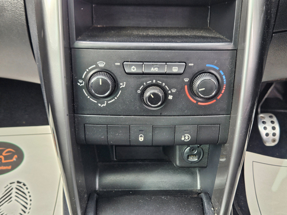 Peugeot 207 — thumbnail 31