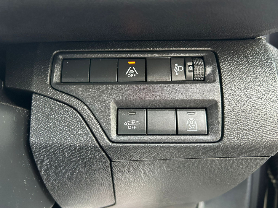 2022 Peugeot 5008 1.5L Diesel For Sale Images