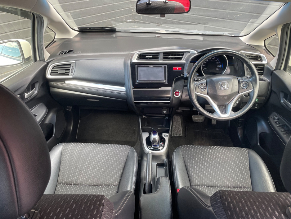 Honda Fit 1.5 HYBRID AUTO — thumbnail 9