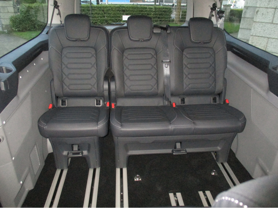 2026 Ford Tourneo 2.5L Petrol Plug-in Hybrid For Sale Images