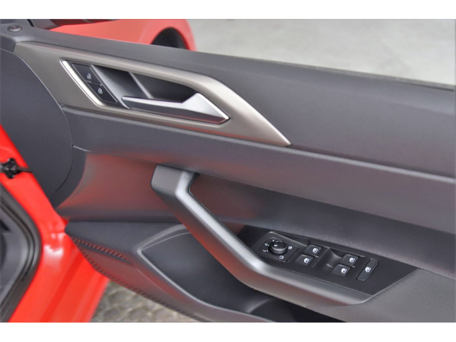 Volkswagen Polo 1.0 TSI DSG COMFORTLINE *DIG DASH*REVERSE CAM*CARPLAY*ANDROID* — thumbnail 24