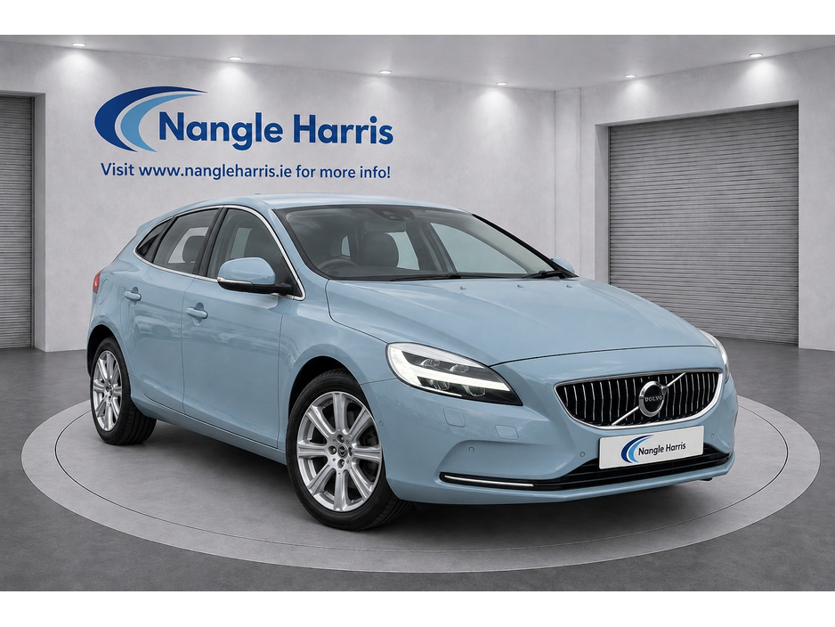2017 Volvo V40 2L Diesel For Sale Images