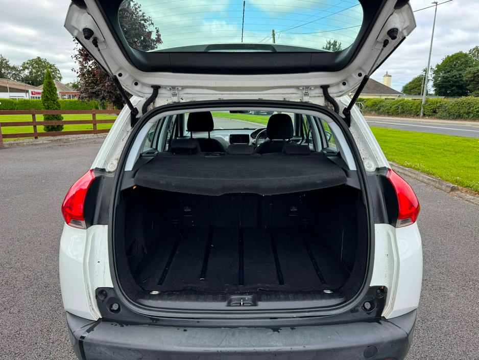 Peugeot 2008 1.2 VTI 82 bhp Active — thumbnail 5