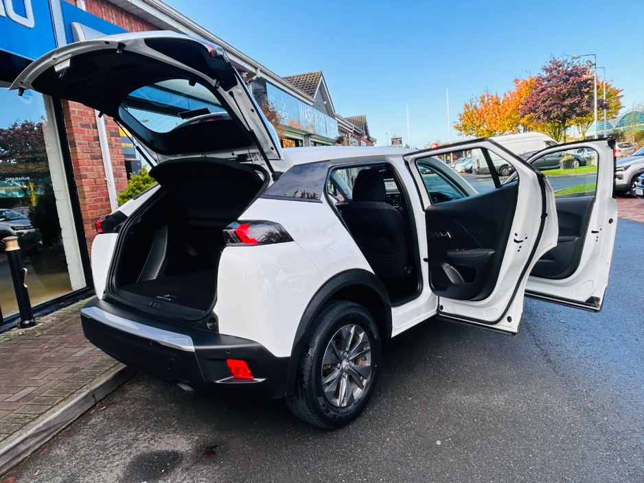 2018 Peugeot 5008 1.5L Diesel For Sale Images