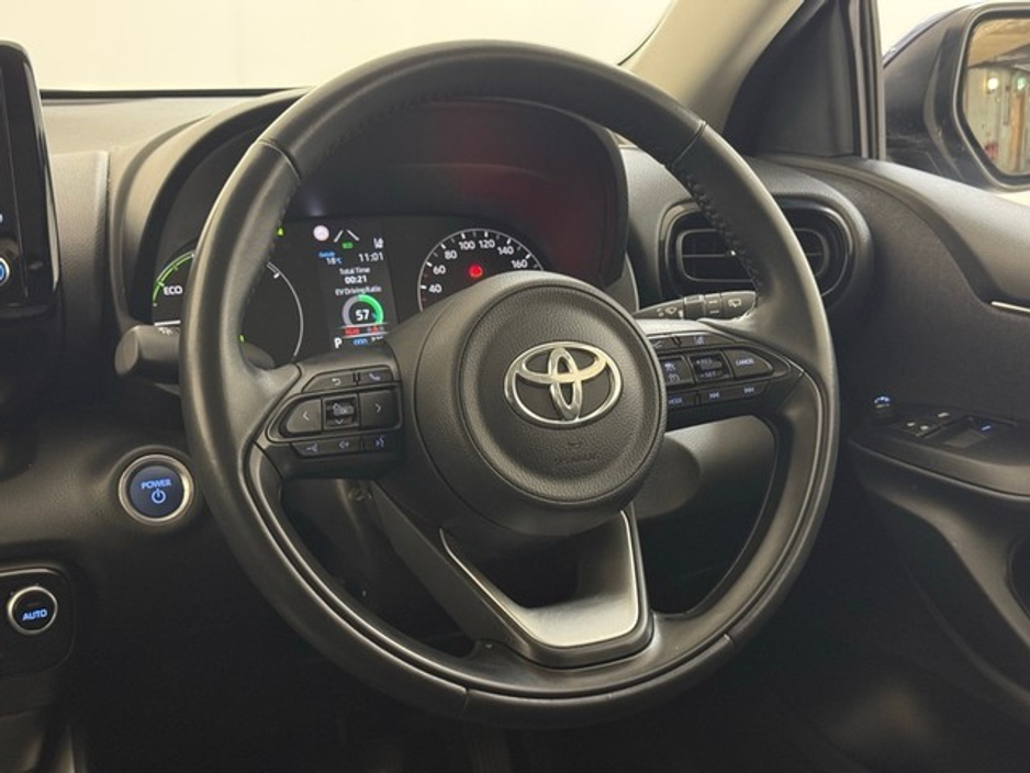 Toyota Yaris Luna Hybrid — thumbnail 9