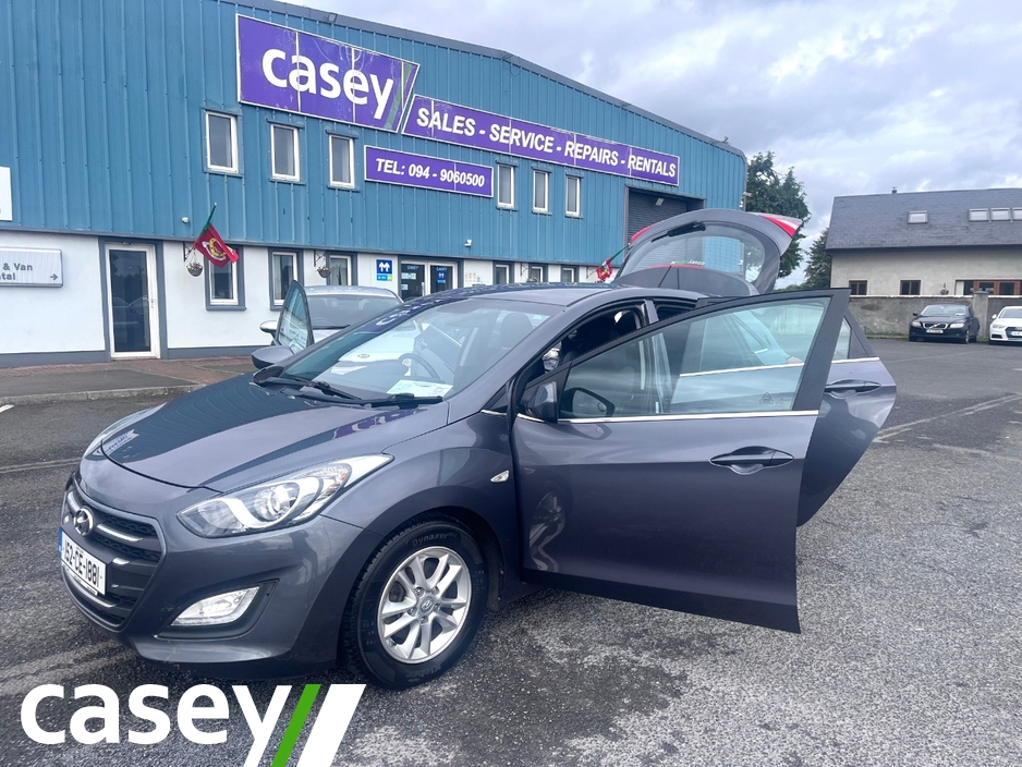 2015 Hyundai i30 1.6L Diesel For Sale Images