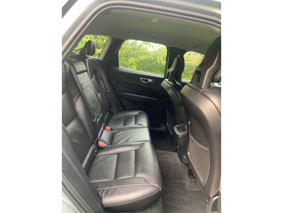 2018 Volvo XC60 2L Diesel For Sale Images