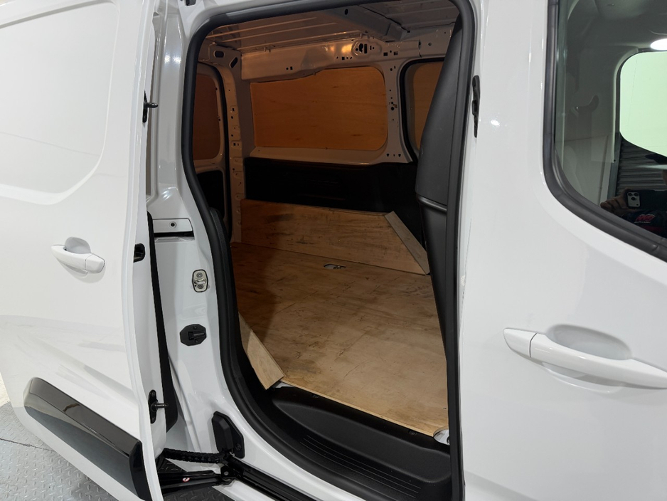 2024 Citroen Berlingo 1.5L Diesel For Sale Images