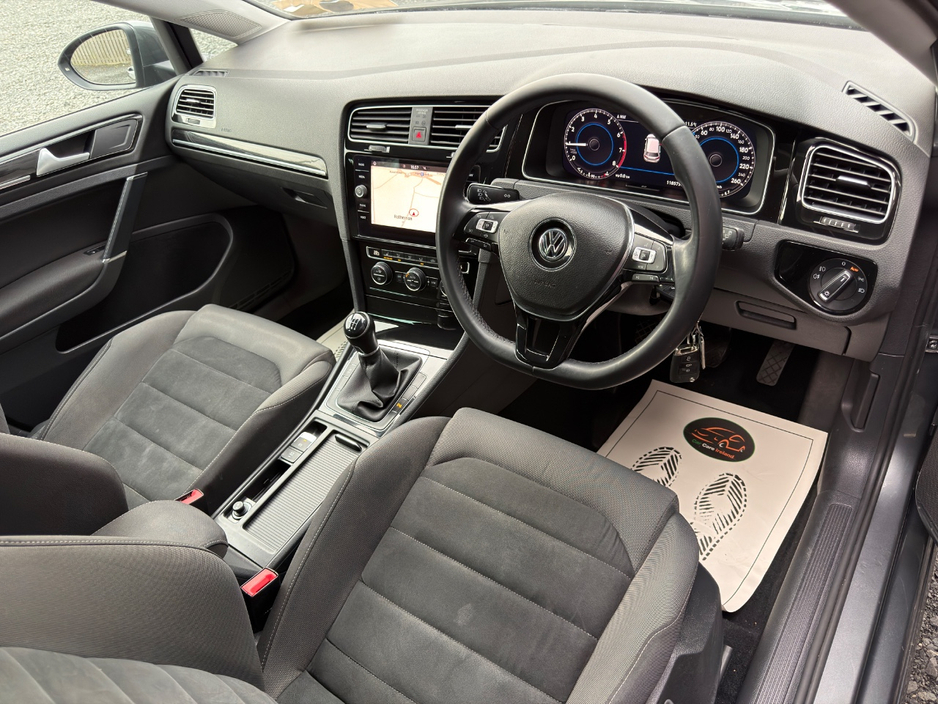 2019 Volkswagen Golf 1L Petrol For Sale Images
