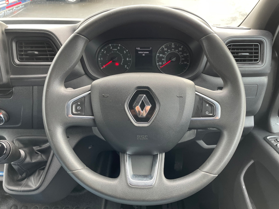 2023 Renault Master 2.3L Diesel For Sale Images