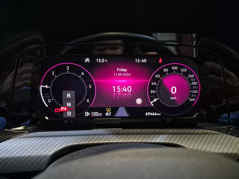 Volkswagen Golf R-Line 2.0TDi Auto 150HP — thumbnail 11