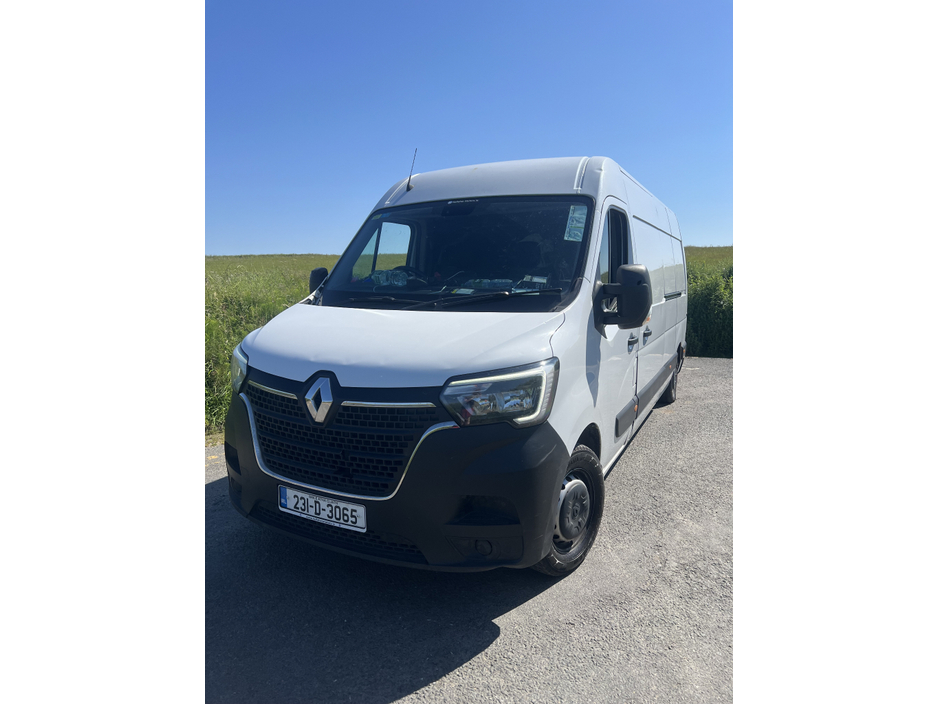2023 Renault Master