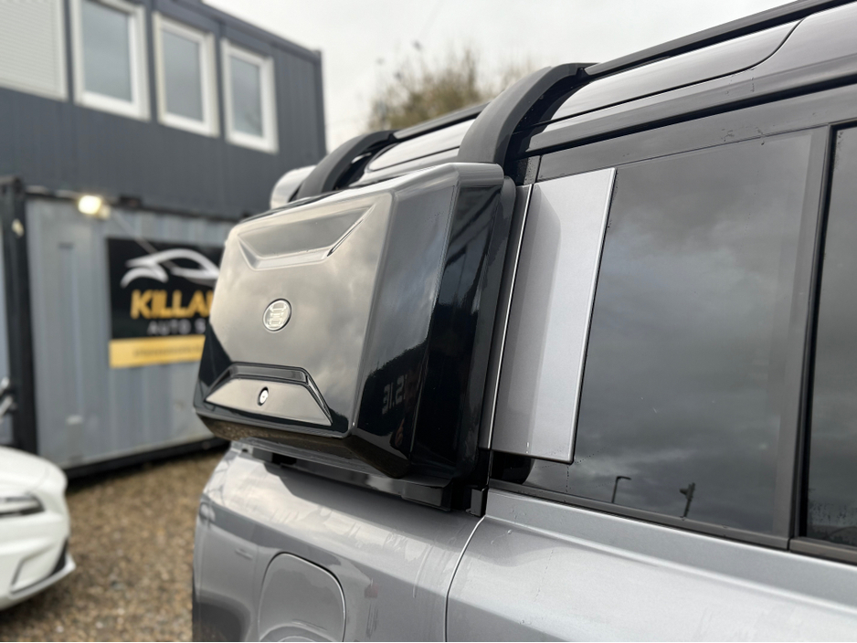 2023 Land Rover Defender 2L Petrol Plug-in Hybrid For Sale Images