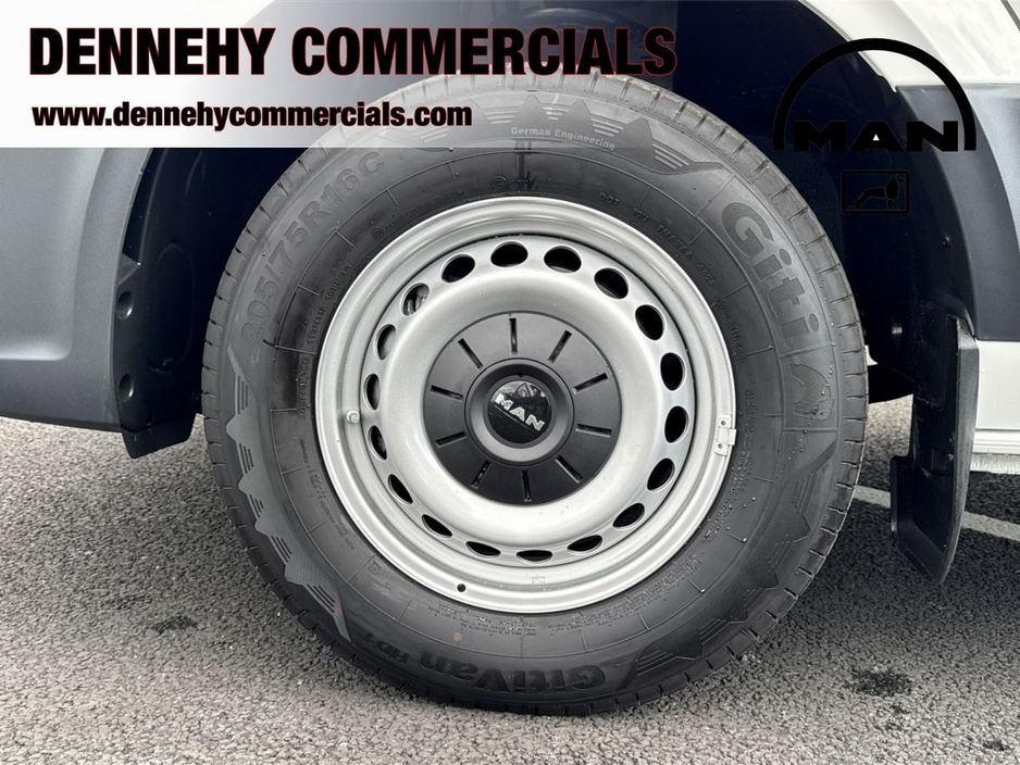 2025 MAN TGE 2.0L Diesel For Sale Images