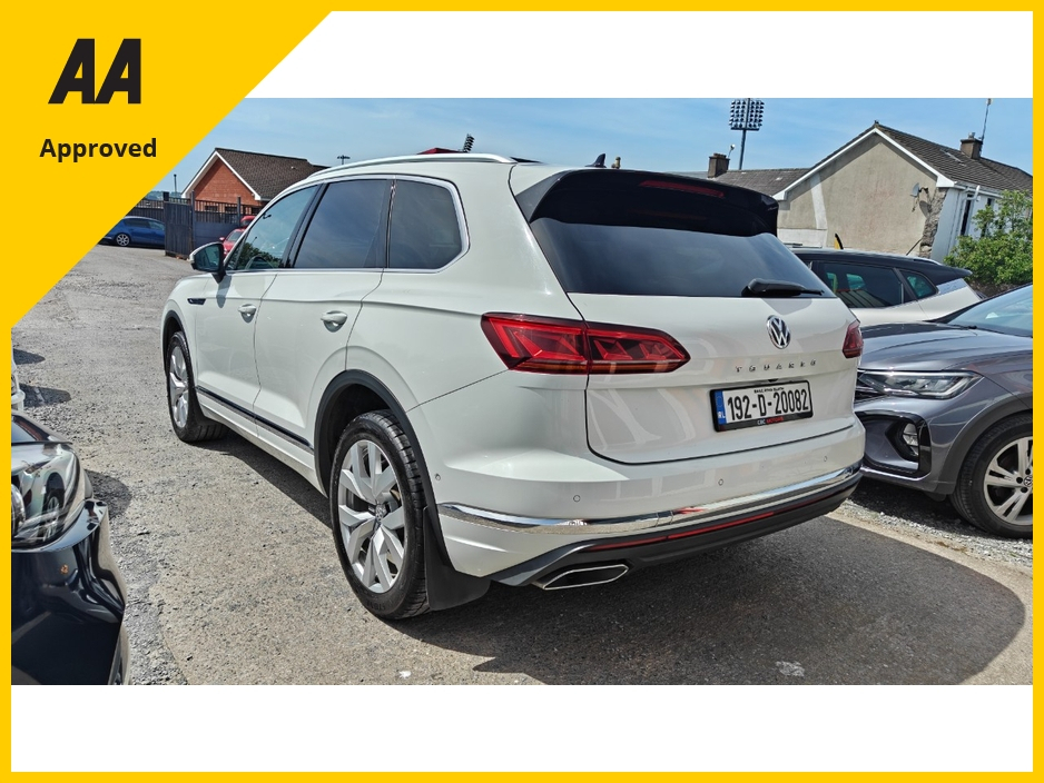 2019 Volkswagen Touareg 3L Diesel For Sale Images
