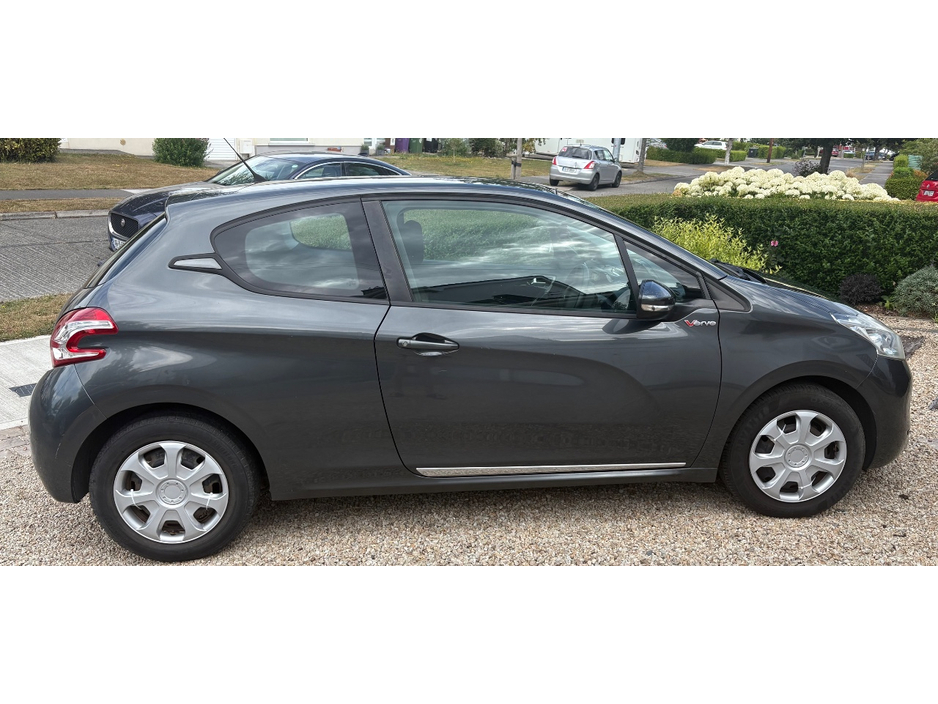 Peugeot 208 1.2 VTI 82 ACCESS+ 3DR 82BHP — thumbnail 3