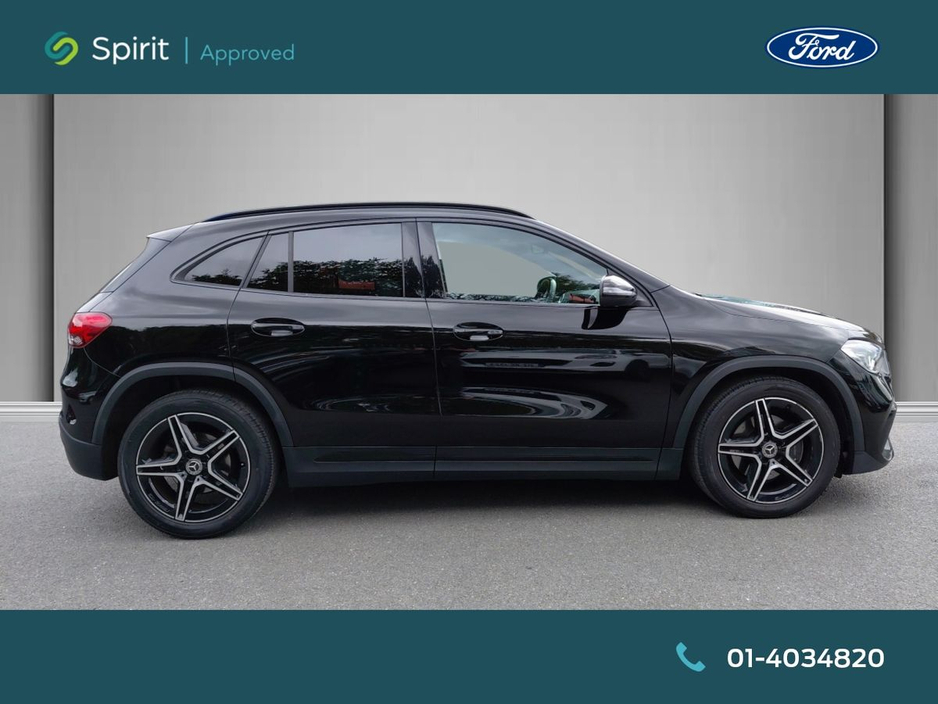 Mercedes-Benz GLA Class GLA 200 d Auto AMG Line Black Edition — thumbnail 11