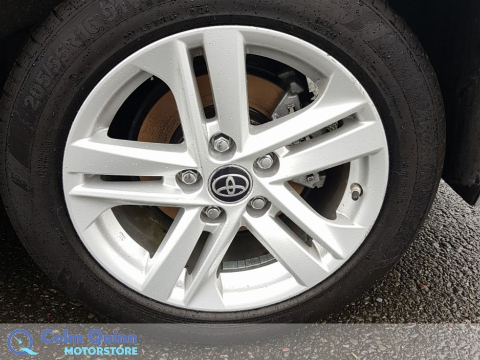Used Toyota Corolla LUNA HATCHBACK 1.8 PETROL HYBRID (2023 (231))