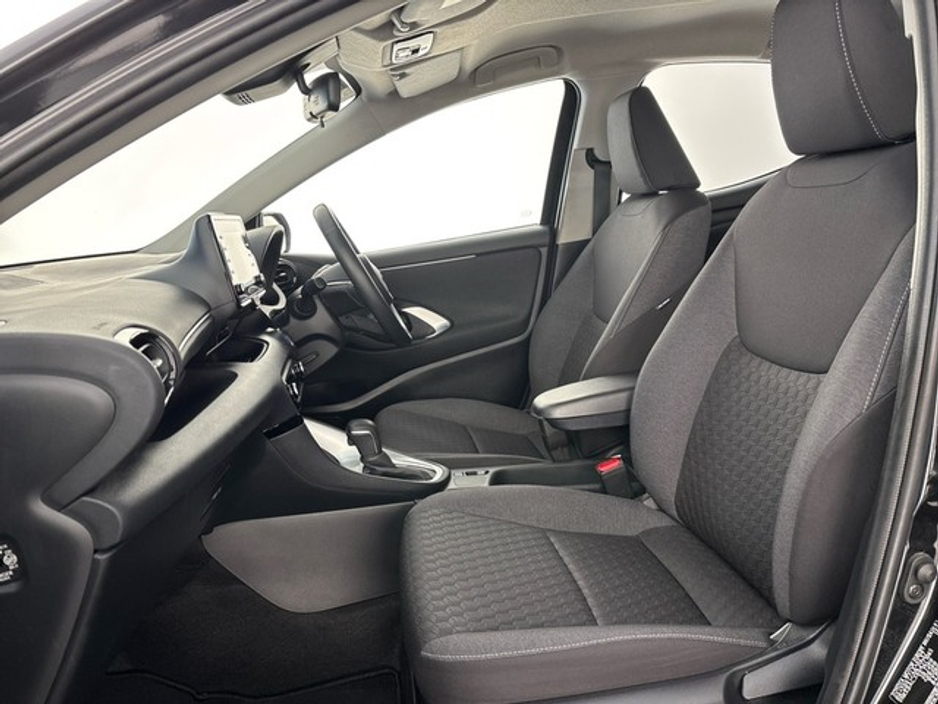 Toyota Yaris Luna — thumbnail 6