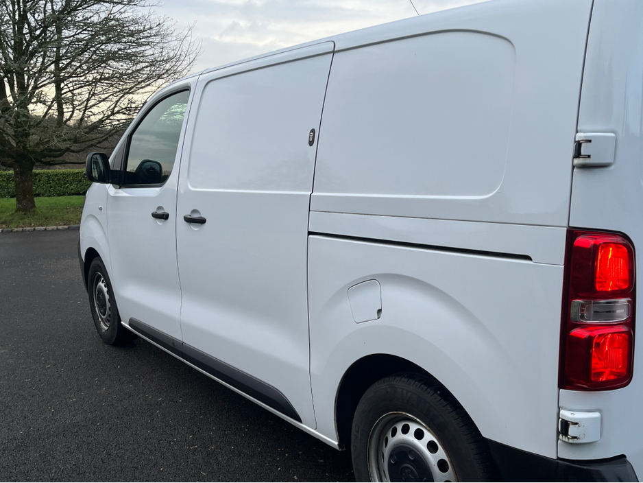 2020 Opel Vivaro 1.5L Diesel For Sale Images