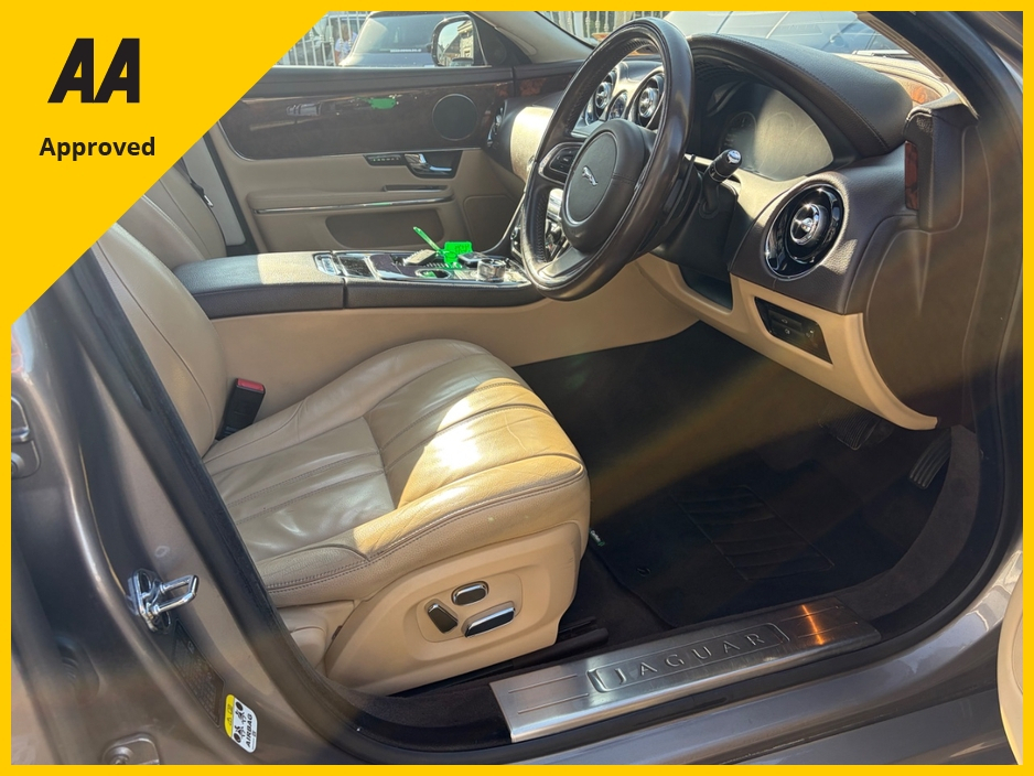 2011 Jaguar XJ 3L Diesel For Sale Images