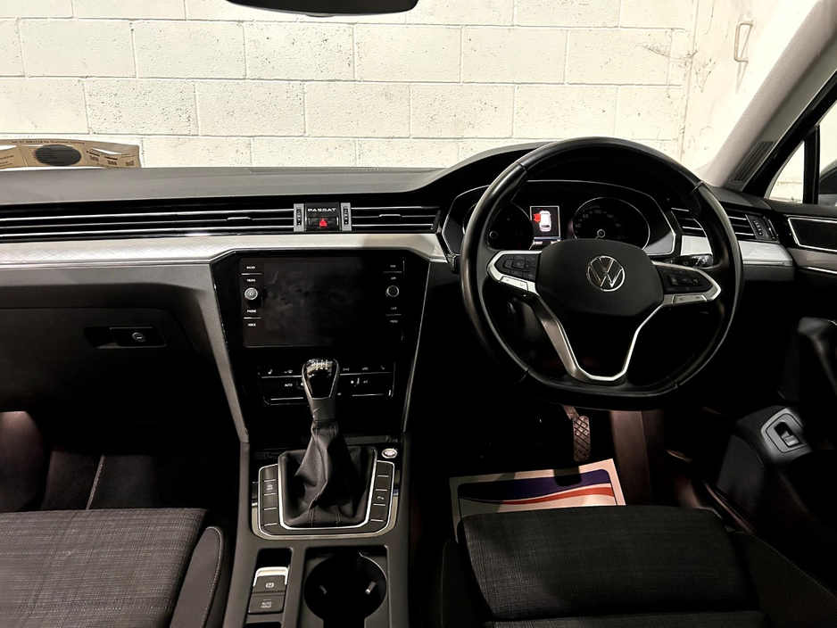 2022 Volkswagen Passat 2L Diesel For Sale Images
