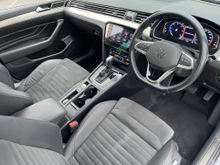 2022 Volkswagen Passat 2L Diesel For Sale Images