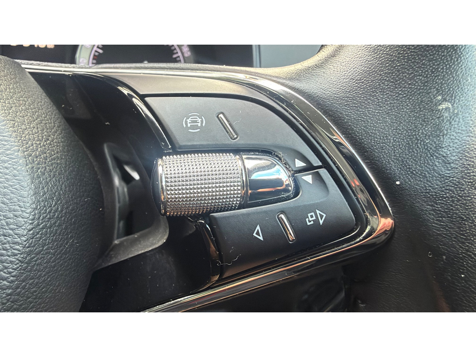 2022 Skoda Karoq 1L Petrol For Sale Images