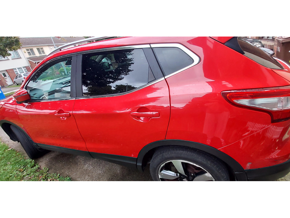 Nissan Qashqai 1.5 DCI N-TEC+ — thumbnail 2