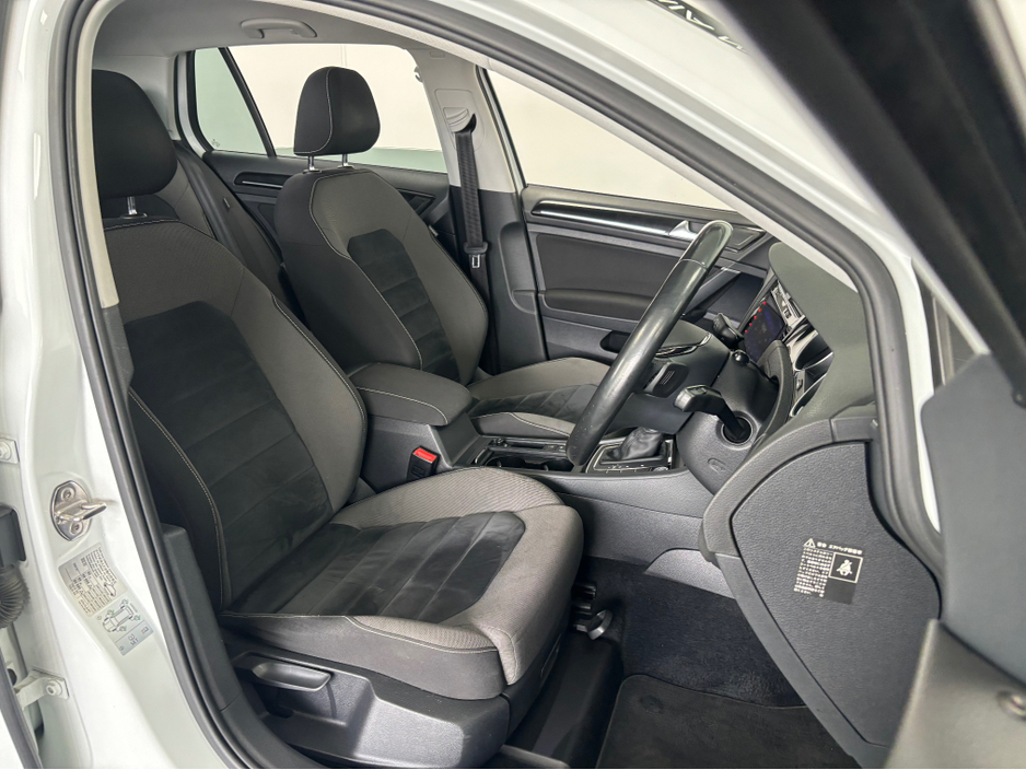 2015 Volkswagen Golf 1.4L Petrol For Sale Images