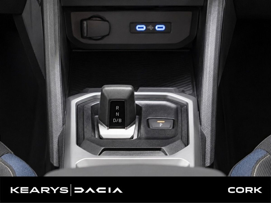 Dacia Duster Journey HEV 155 E06X,gap smart 2 yrs service pack extra insurances — thumbnail 10
