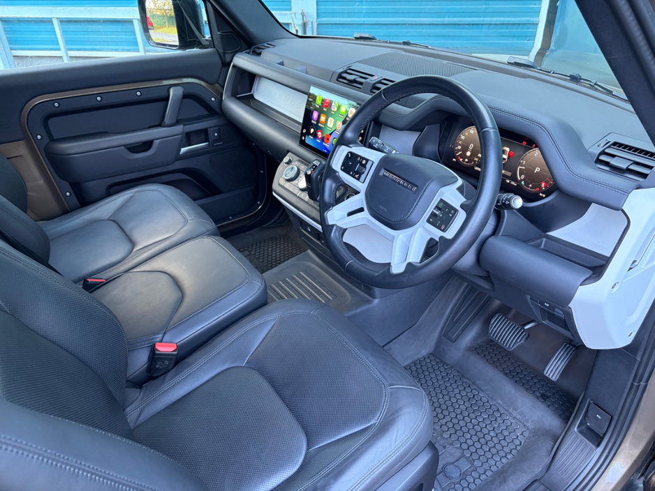 2025 Land Rover Defender 3L Diesel For Sale Images