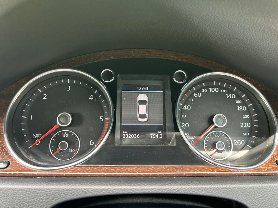 2014 Volkswagen Passat 1.6L Diesel For Sale Images