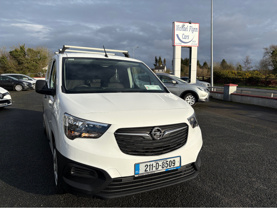 2021 Opel Combo 1.5L Diesel For Sale Images