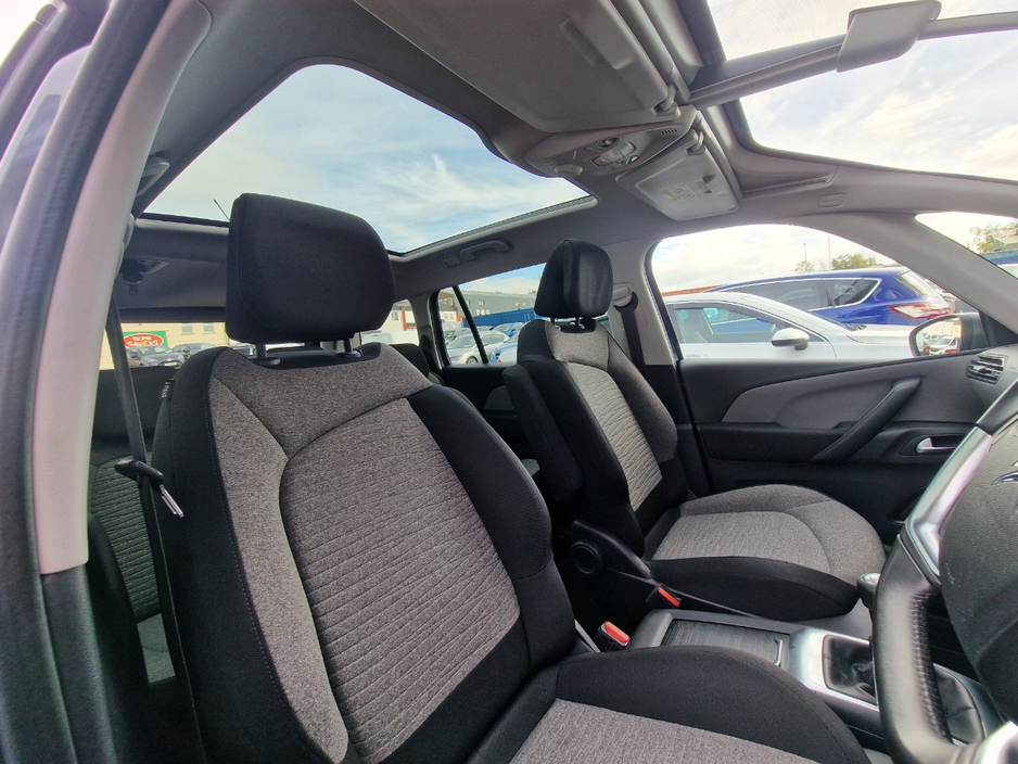 Citroen Grand C4 SpaceTourer 1.6 HDI 118BHP **LOW MILAGE, PAN ROOF, REAR SENSORS** — thumbnail 16