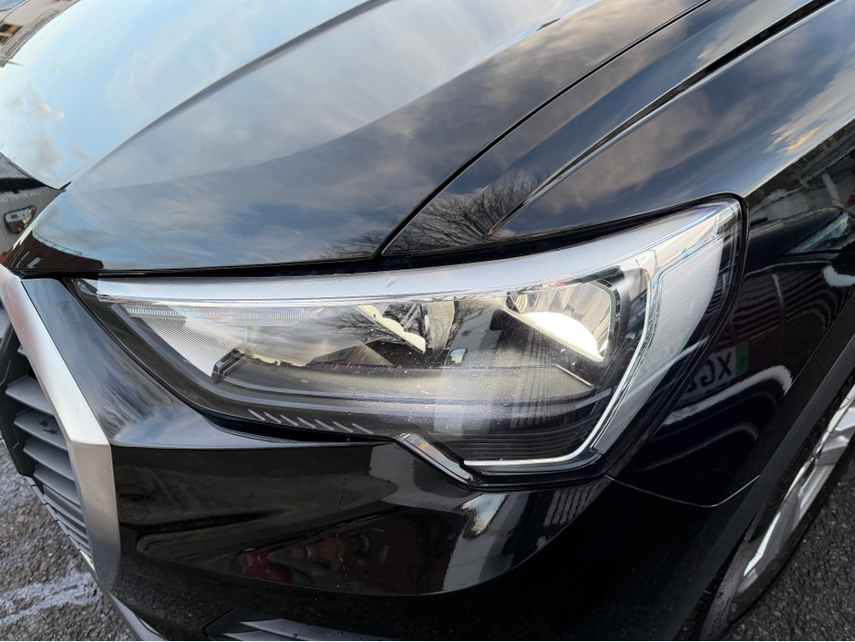 2022 Audi Q3 1.4L Petrol Plug-in Hybrid For Sale Images