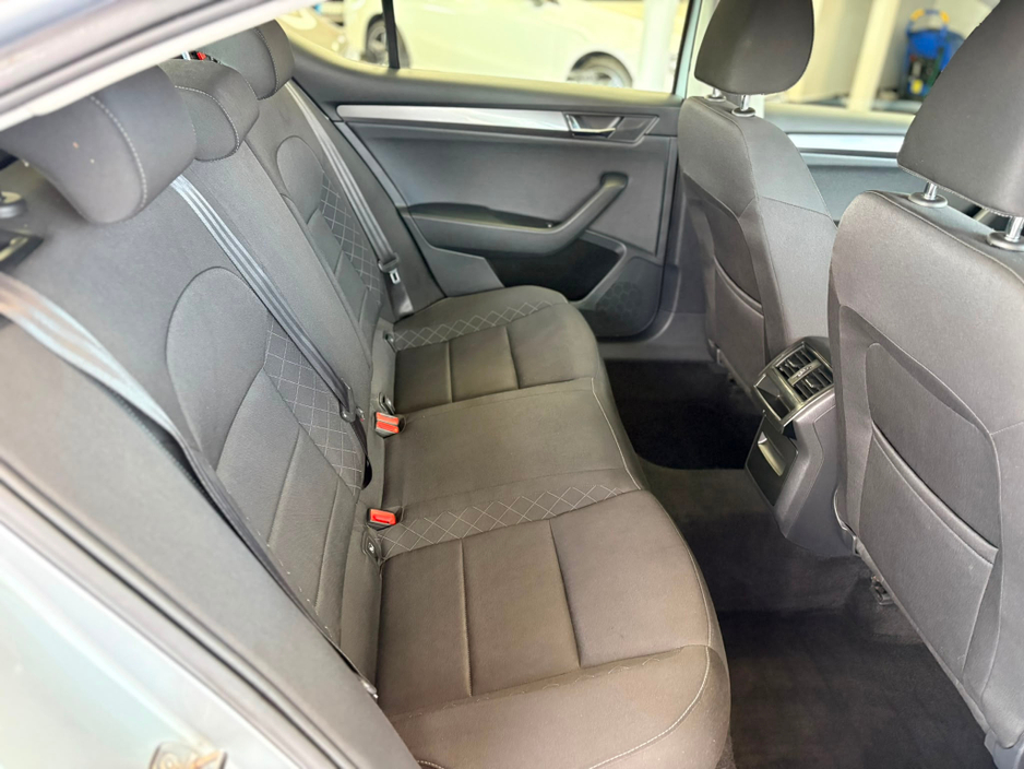 2018 Skoda Superb 1.6L Diesel For Sale Images