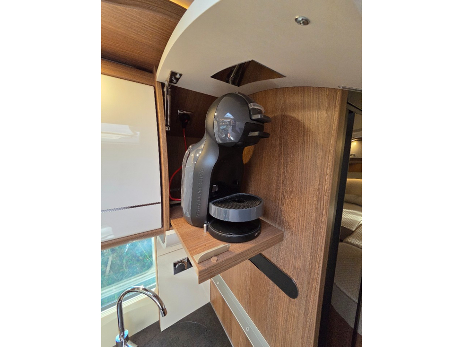 2022 Carthago C1-Tourer 2.3L Diesel For Sale Images