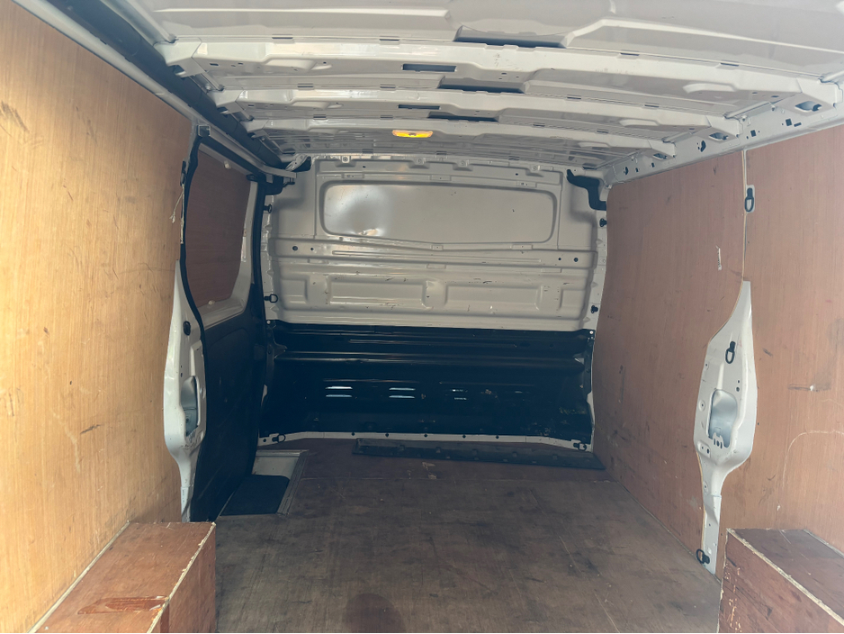 2021 Renault Trafic 2.0L Diesel For Sale Images