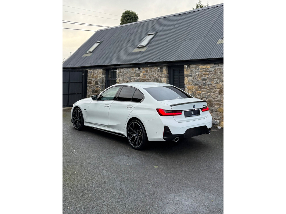 2023 BMW 3 Series 2L Petrol Plug-in Hybrid For Sale Images