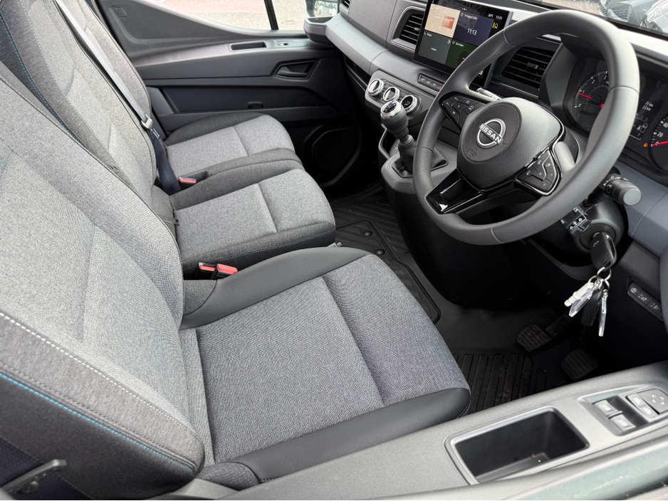 2027 Nissan Interstar 2L Diesel For Sale Images