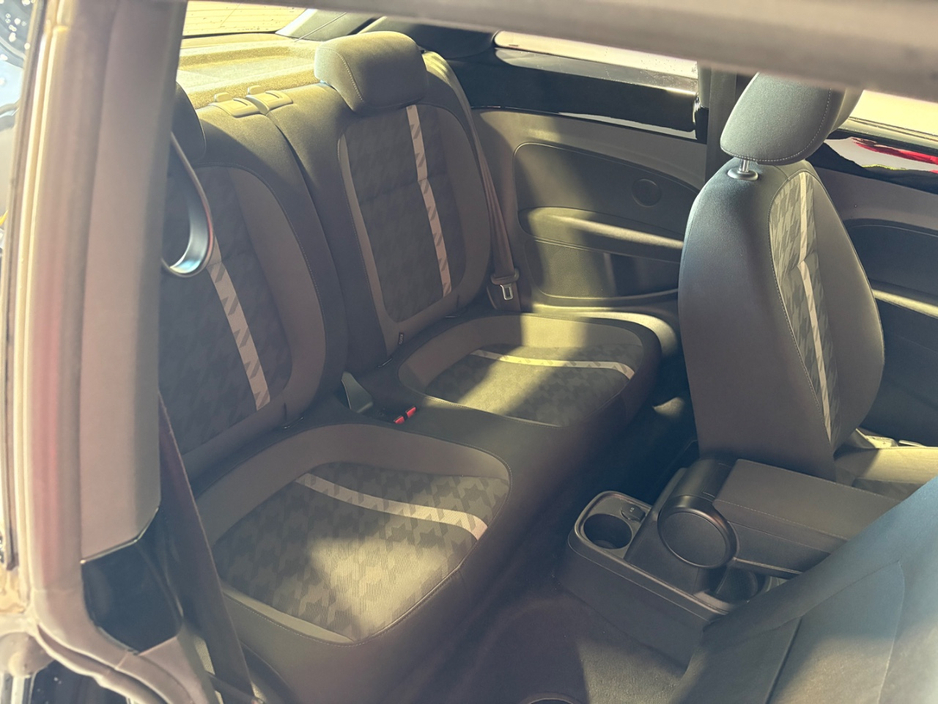 2017 Volkswagen Beetle 1.2L Petrol For Sale Images