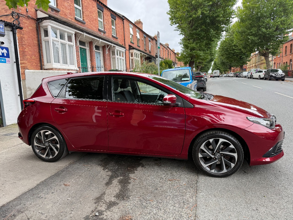 2017 Toyota Auris 1.2L Petrol For Sale Images