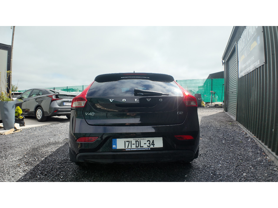 2017 Volvo V40 2L Diesel For Sale Images