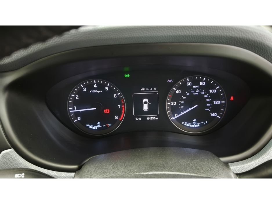 Hyundai i20 PREMIUM 83BHP 5DR — thumbnail 5