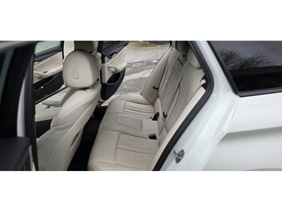 2022 BMW 5 Series 2L Petrol Plug-in Hybrid For Sale Images