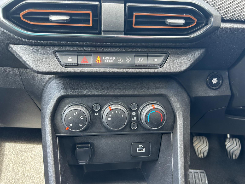 2021 Dacia Sandero 1L Bio gas For Sale Images