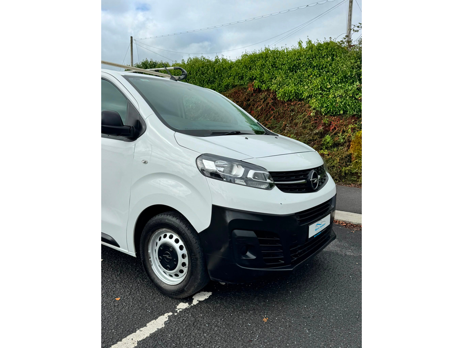 2021 Opel Vivaro 1.5L Diesel For Sale Images