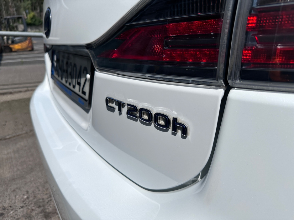 2016 Lexus CT 200 h 1.8L Petrol Hybrid For Sale Images